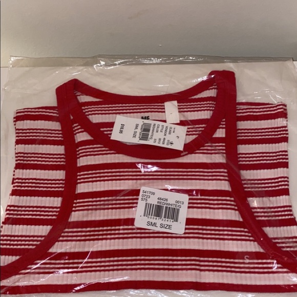 Striped Red and White Tank - Picture 4 of 4